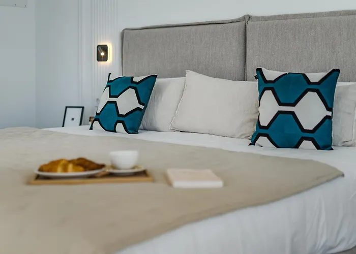 Estandar 4 - Casangular By Upper * Адехе