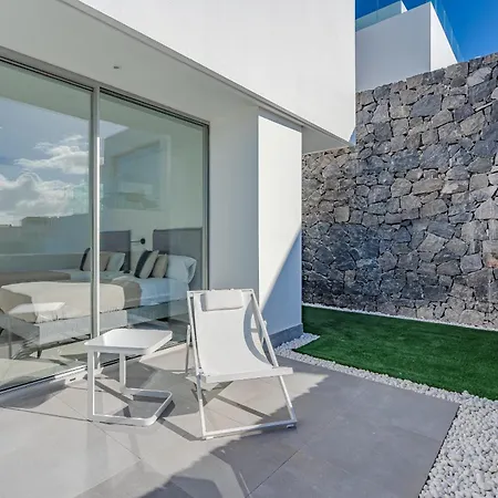 Estándar 4 - Casangular By Upper *